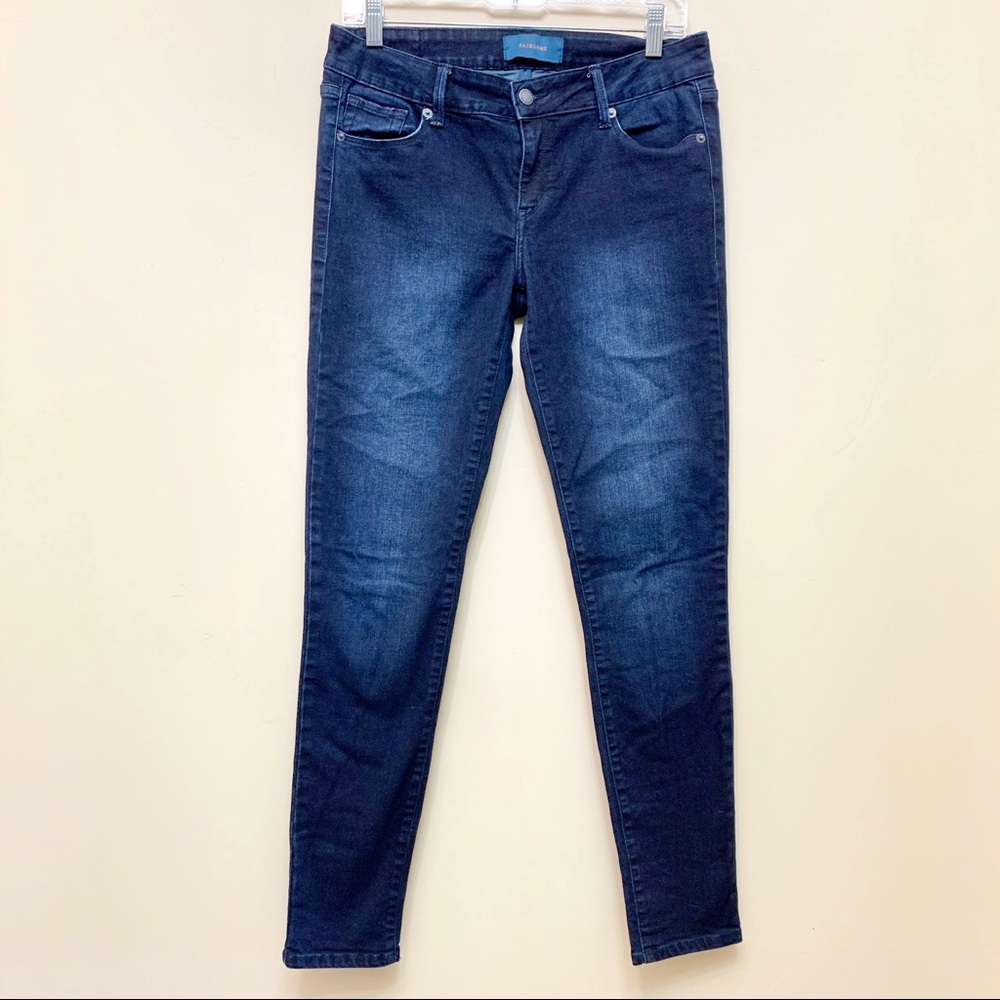 EUC Fairlane Dark Wash Skinny Mid Rise Jeans Size 28